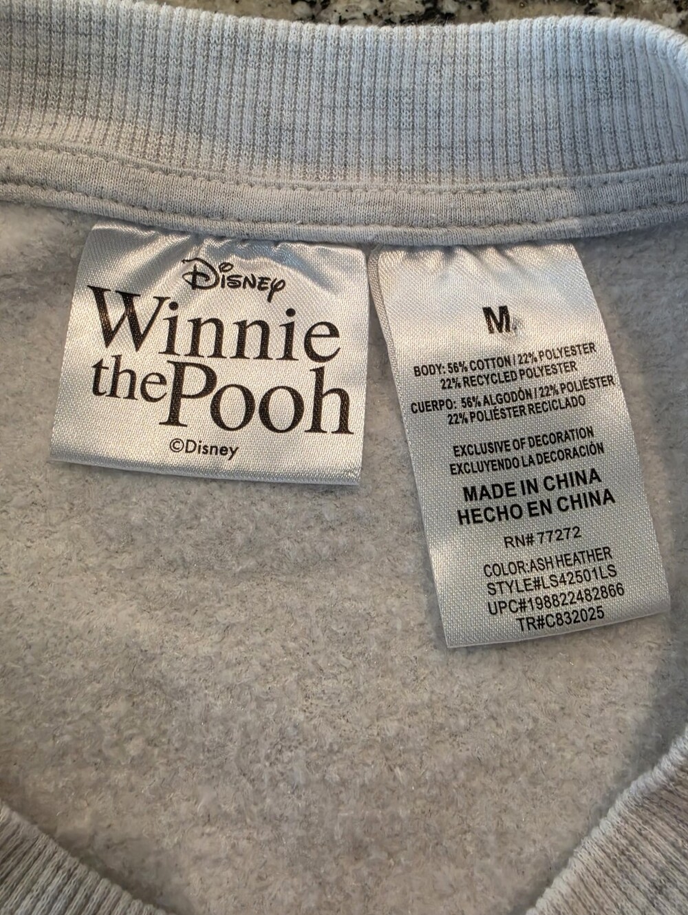 Disney Winnie the Pooh Good Friends Adventure Sweatshirt Women's Medium Graphic - Picture 5 of 6